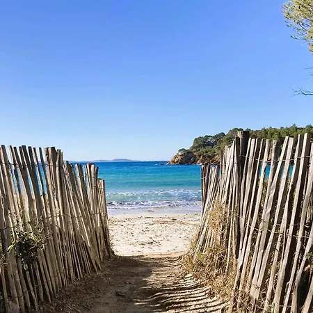 Climatisee Pour 10 Personnes Avec Piscine Chauffee Et Vue A Les Maures Villa *