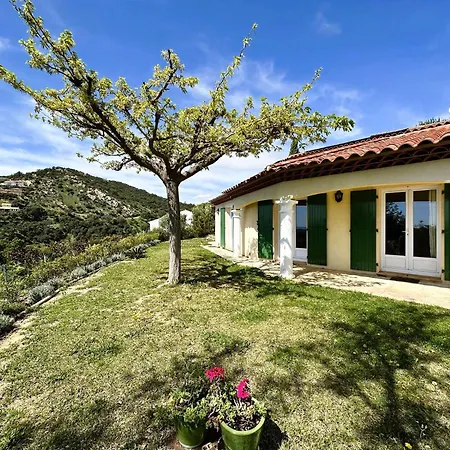 Climatisee Pour 10 Personnes Avec Piscine Chauffee Et Vue A Les Maures * La Londe-les-Maures
