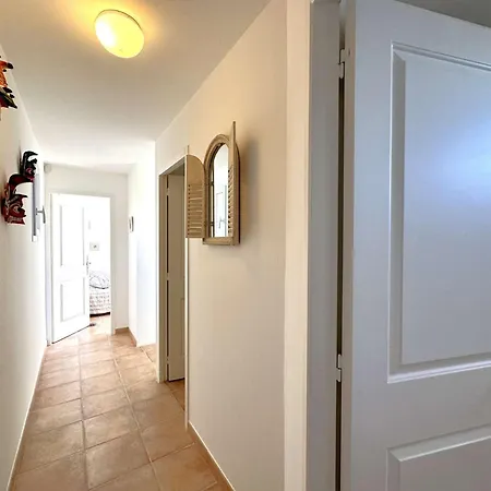 Villa Climatisee Pour 10 Personnes Avec Piscine Chauffee Et Vue A Les Maures *