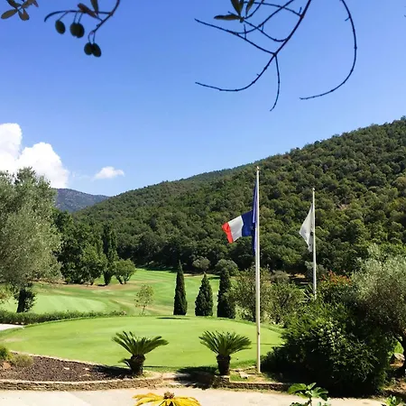 Climatisee Pour 10 Personnes Avec Piscine Chauffee Et Vue A Les Maures Villa La Londe-les-Maures